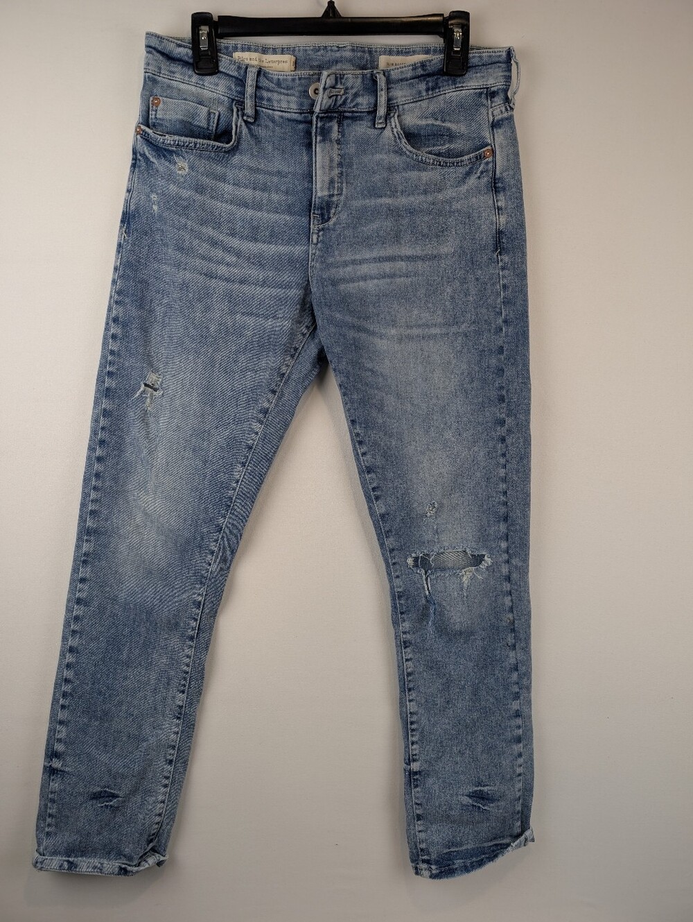 Pilcro Anthropologie Slim Boyfriend Jeans Distressed Medium Wash 29